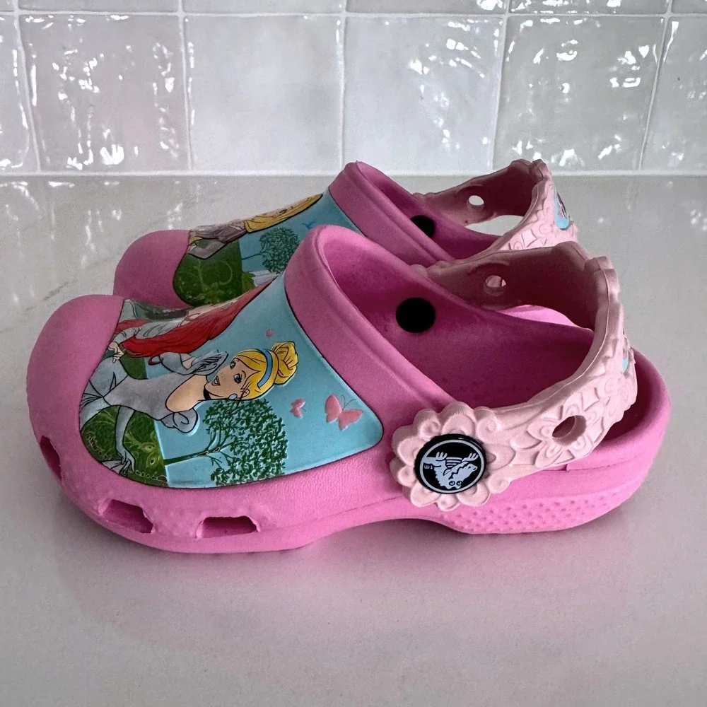Crocs Disney Princess Clogs Girls Size 8/9 Pink Ariel Cinderella Rapunzel